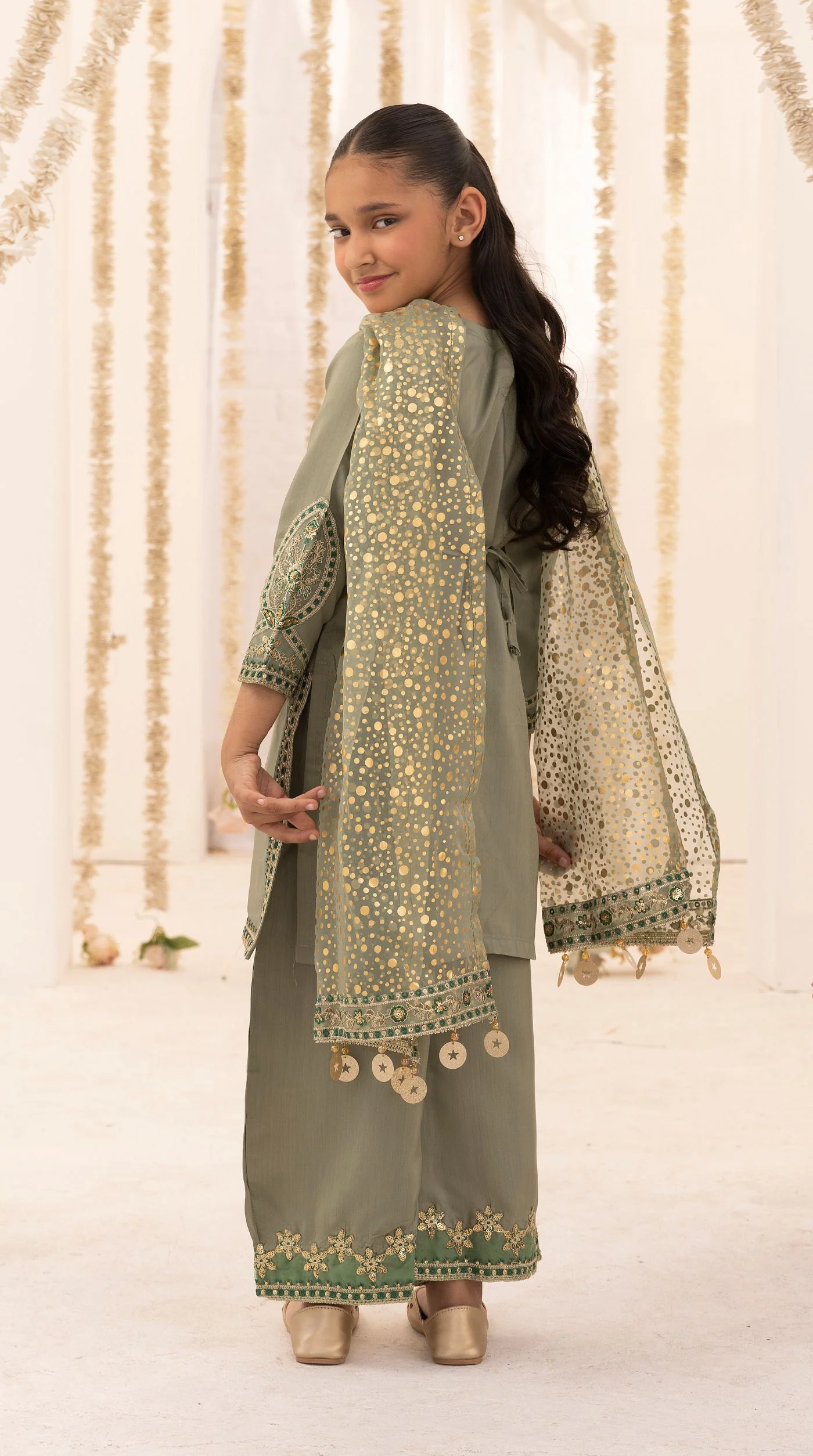 Kid's Mehendi Green Viscose Embroidered Kurta Palazzo Set - Image 3