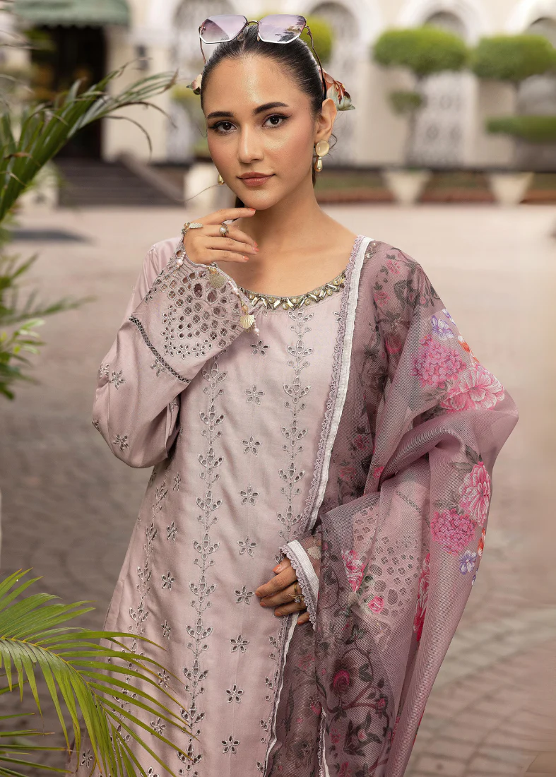 Lilac Chikenkari Handwork Suit Set - Image 2