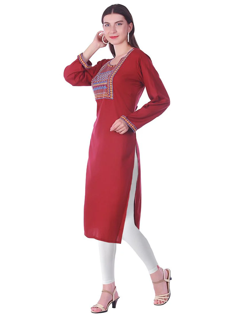 Maroon Rayon Straight Embroidered Kurti - Image 2
