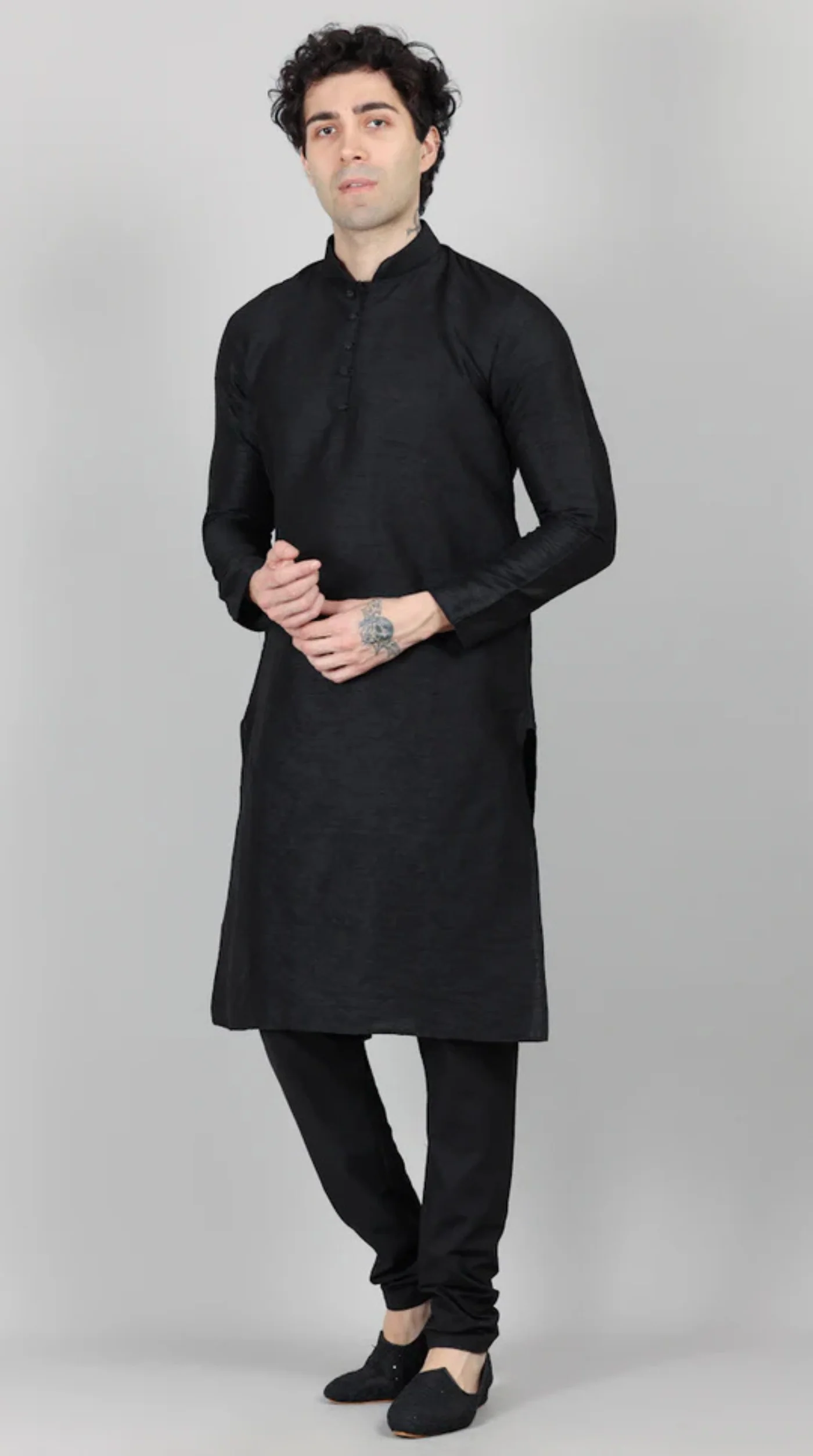 Men's Black Kurta and Payjama Set - Image 2