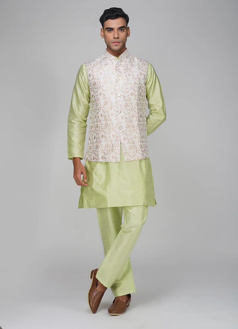 Men's Cream Brocade Jacket - Image 4