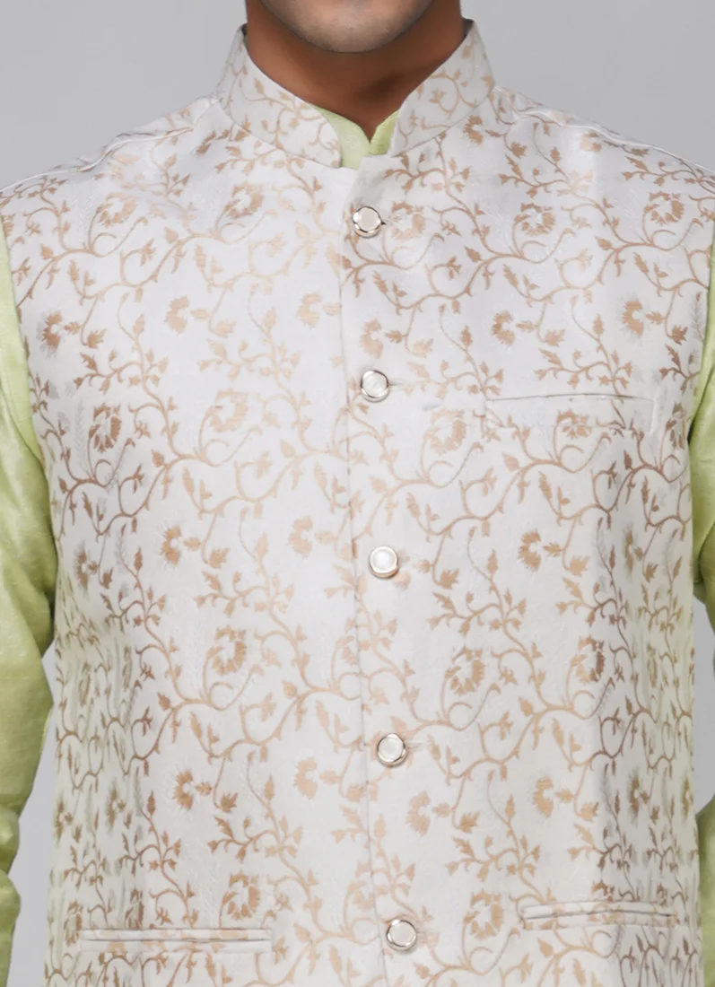 Men's Cream Brocade Jacket - Image 5