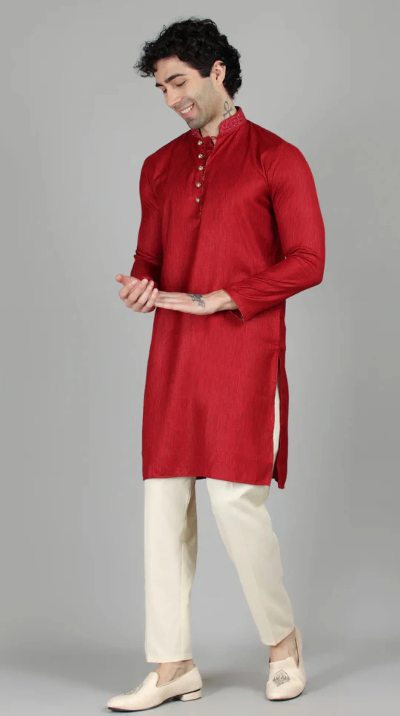 Men's Maroon Self Resham Jacquard Embroidered Set - Image 4