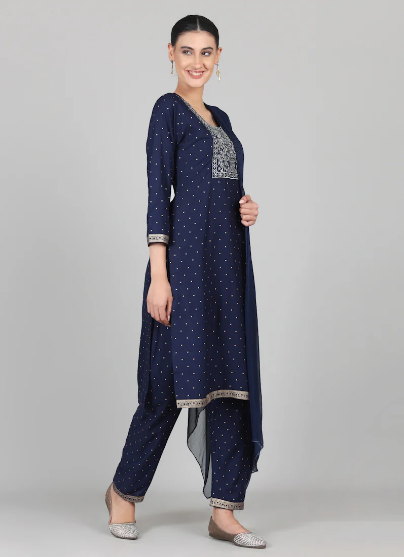 Midnight Blue Embroidered Suit Set - Image 4