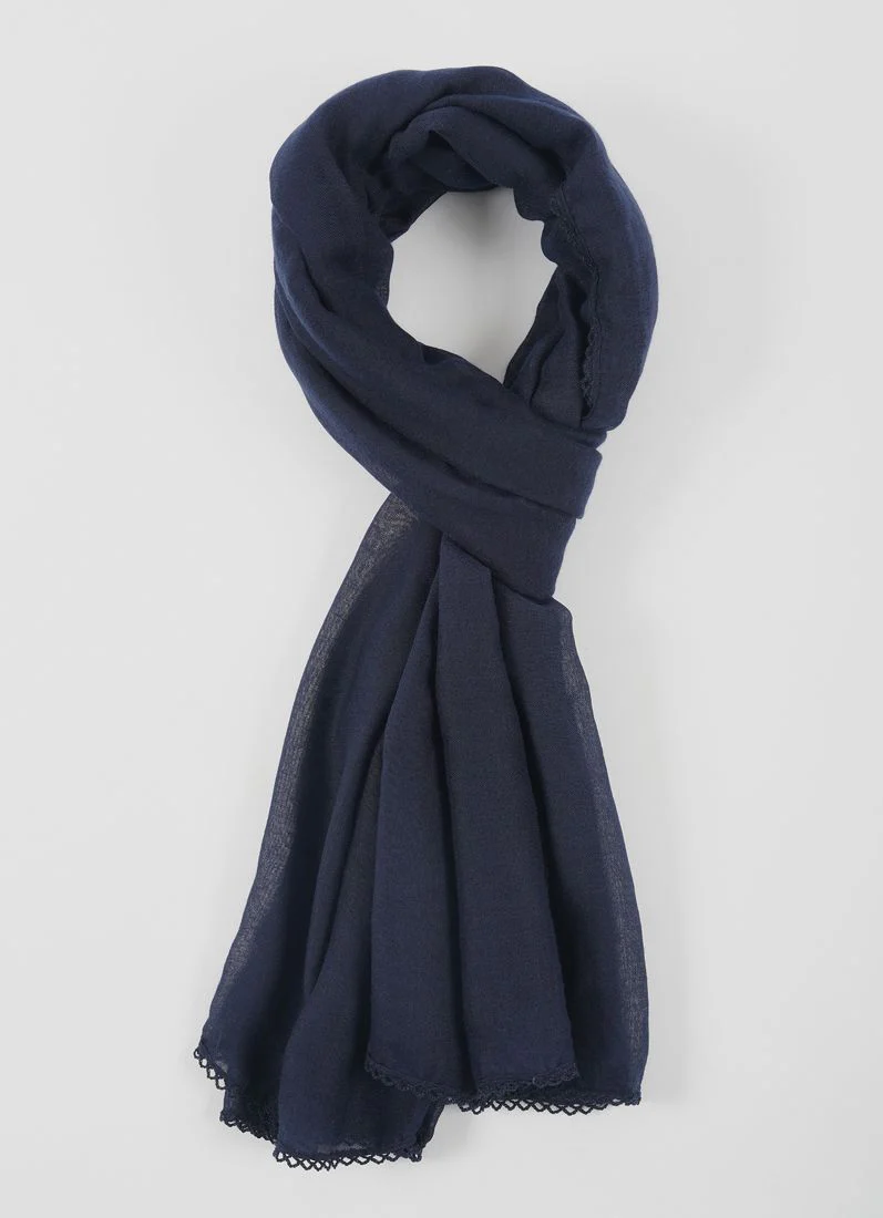 Midnight Blue Lace scarf - Image 2