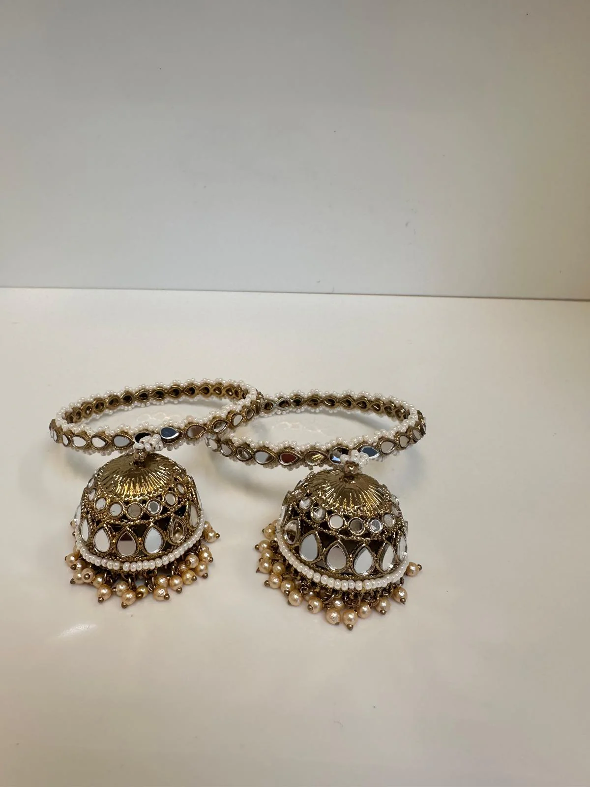 Mirror Plus Pearl Bangle in Gold Colour with Jumk - Image 4