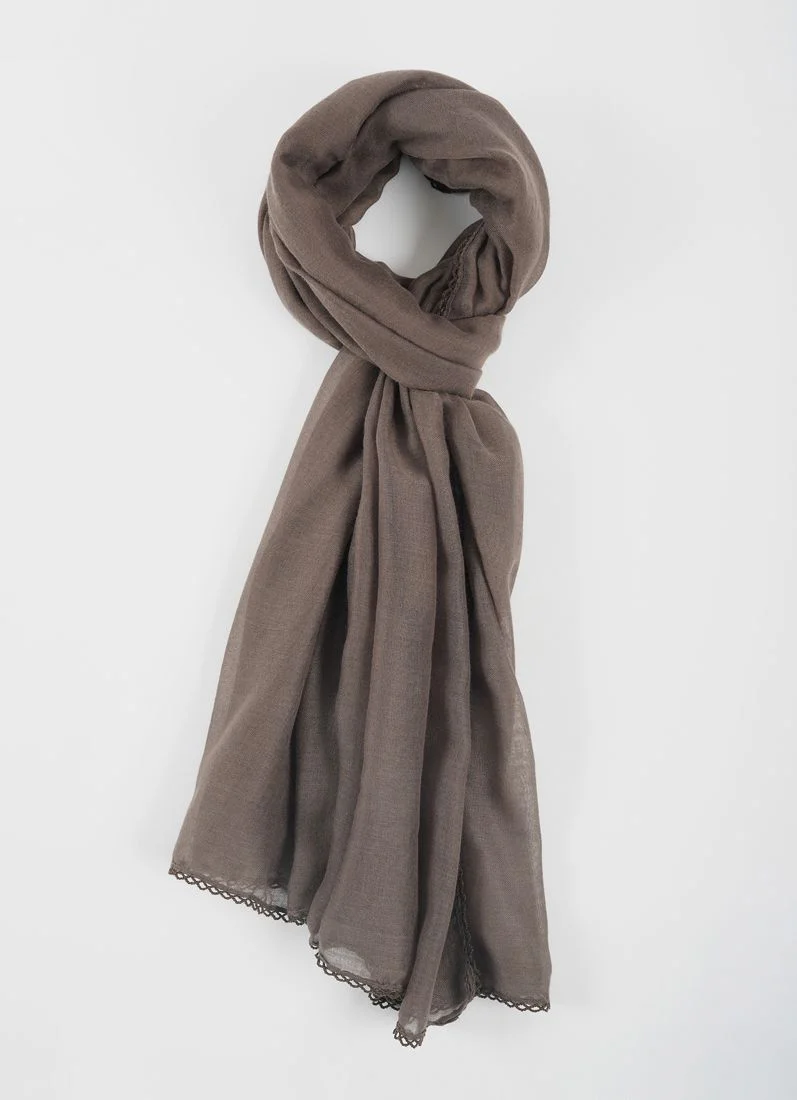 Mouse Brown Lace scarf - Image 2