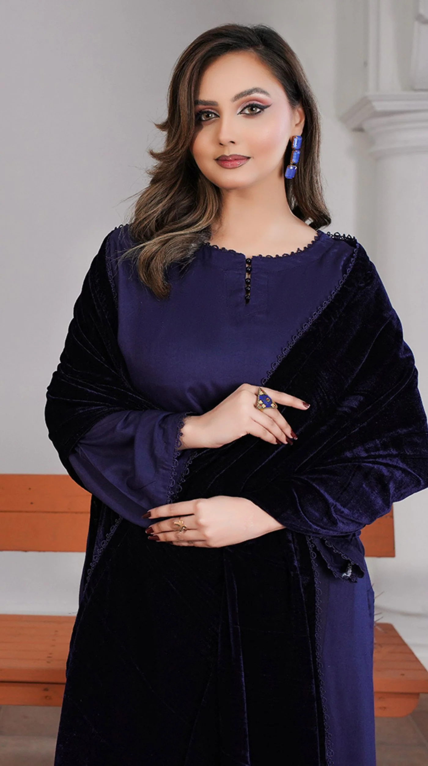 Navy Blue Linen Velvet Dupatta Suit Set - Image 4