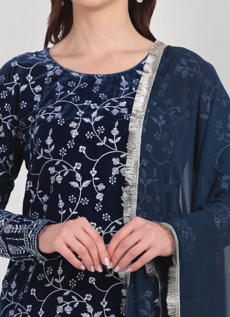 Navy Blue Velvet Embroidered Suit Set - Image 6