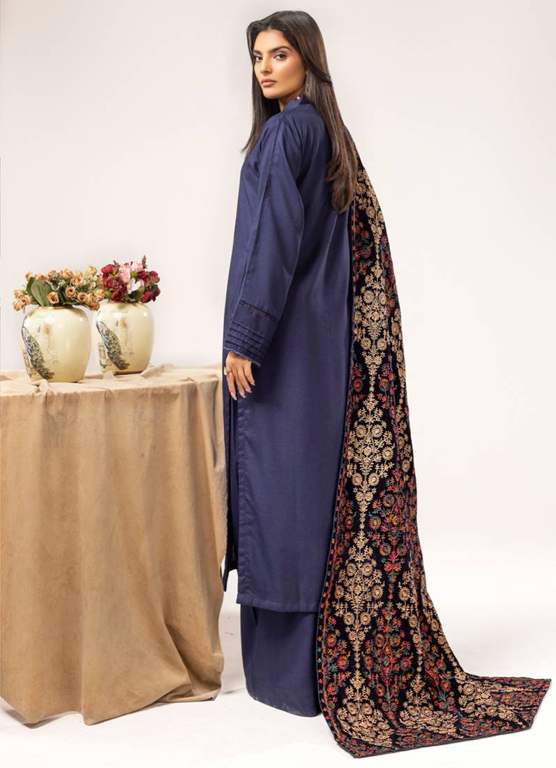 Navy Blue Velvet Embroidery Shawl Suit Set - Image 4