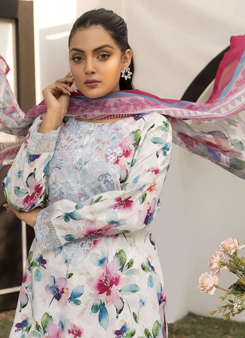 Off-White Digital Printed Lawn Suit Set - Image 2