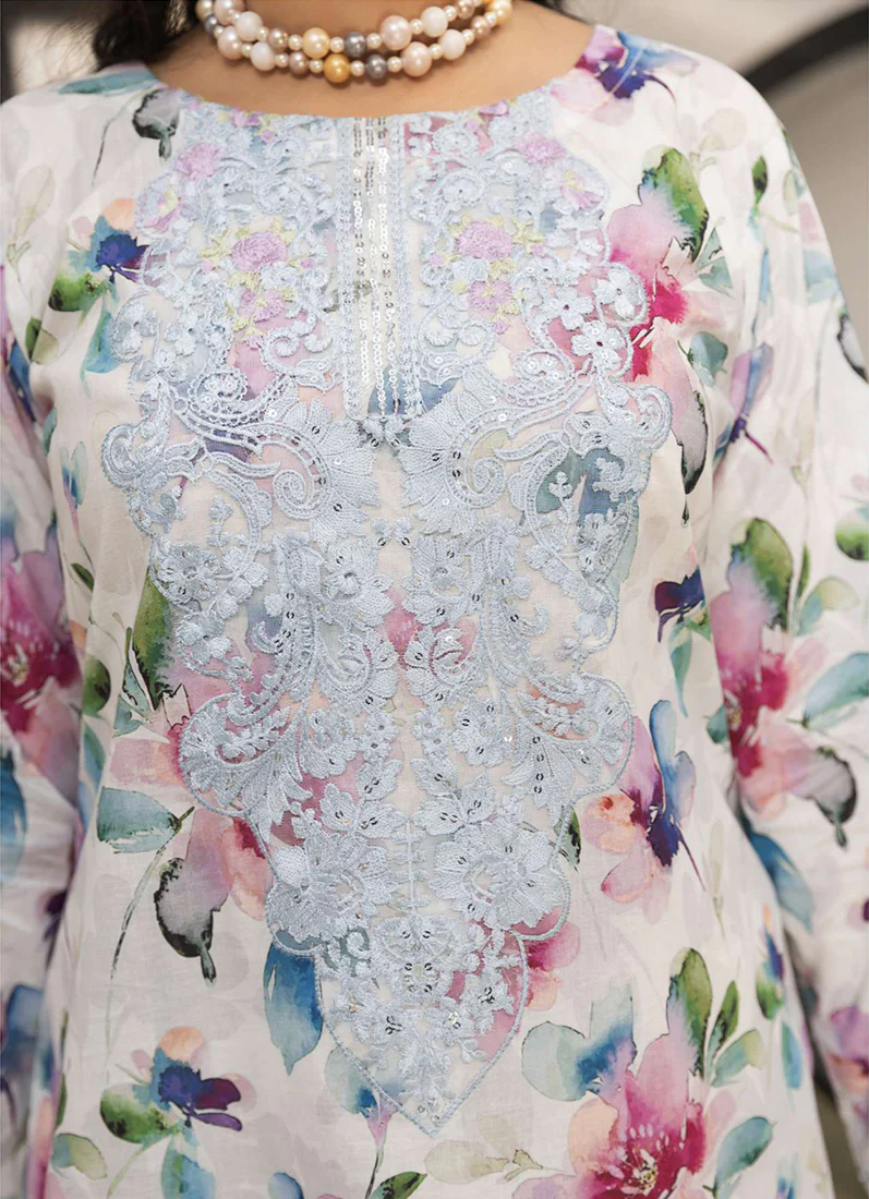 Off-White Digital Printed Lawn Suit Set - Image 4