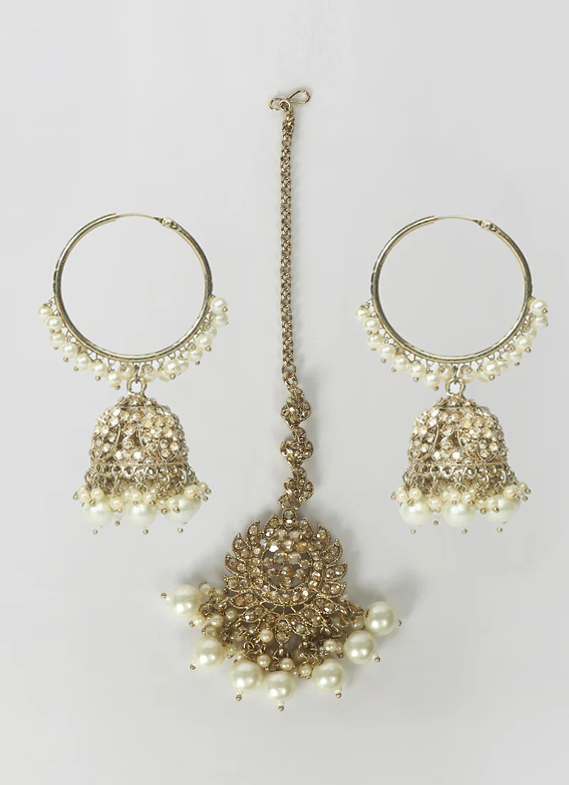 Pearl Beaded Earrings & Tikka Set for Women - Image 2