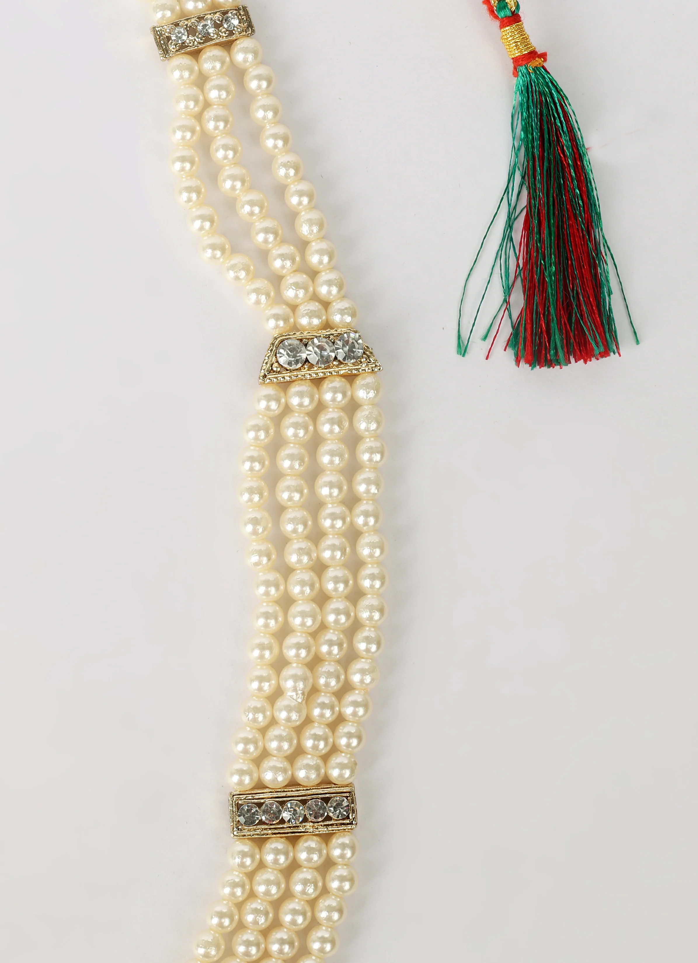 Men’s Pearl Mala Necklace with Side Diamonte Brooch - Image 4