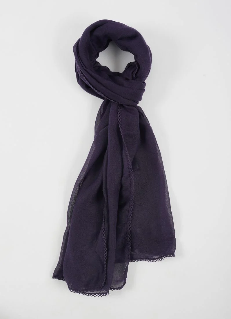 Purple Lace scarf - Image 2