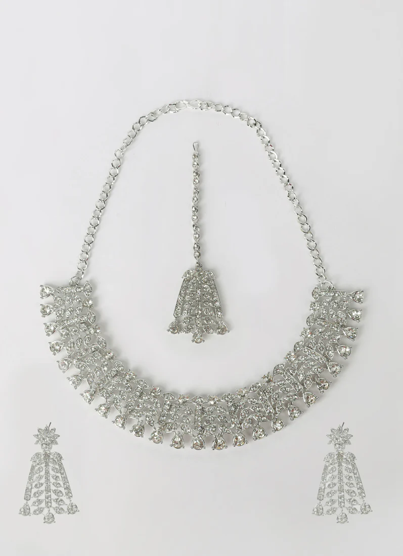 Silver Diamonte Heavy Necklace Set - Image 2