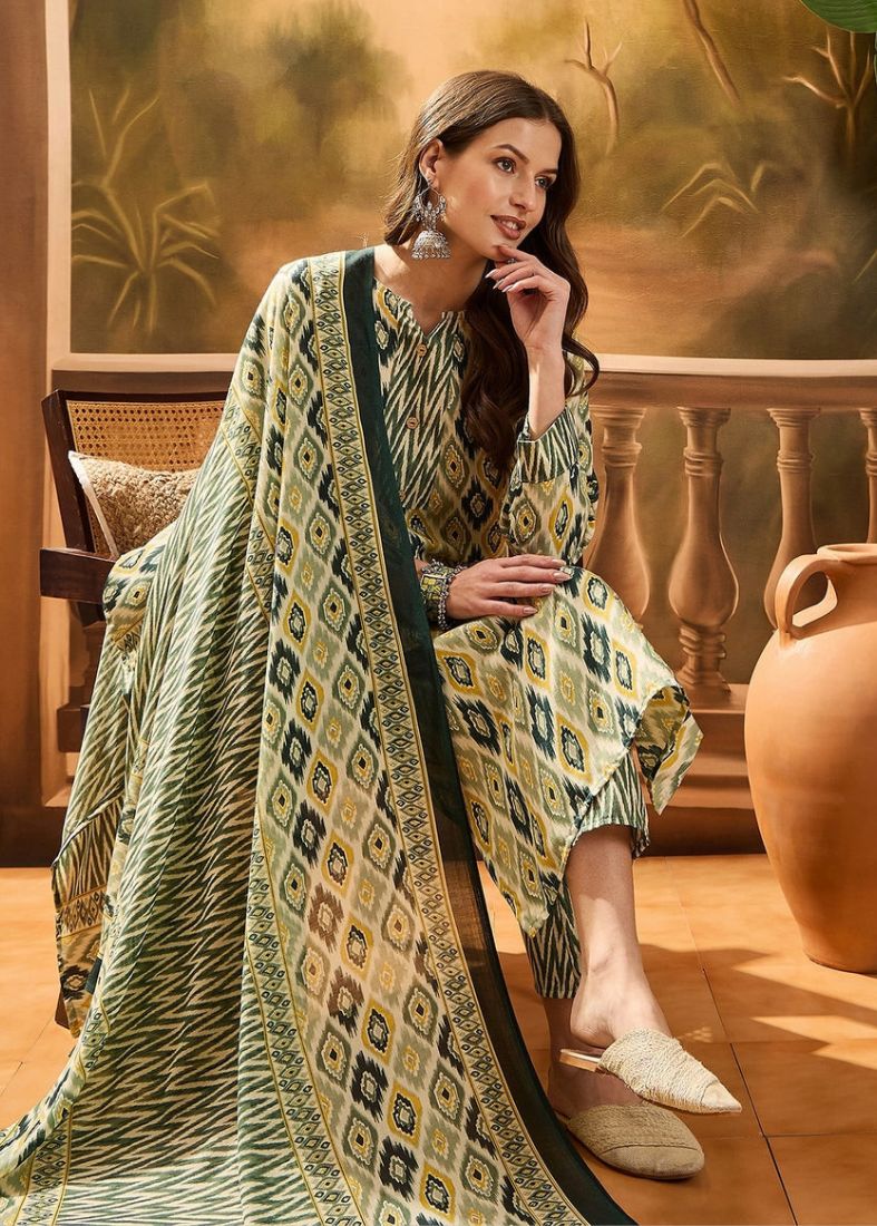 Straight Cut Suit Set In Green - Image 2