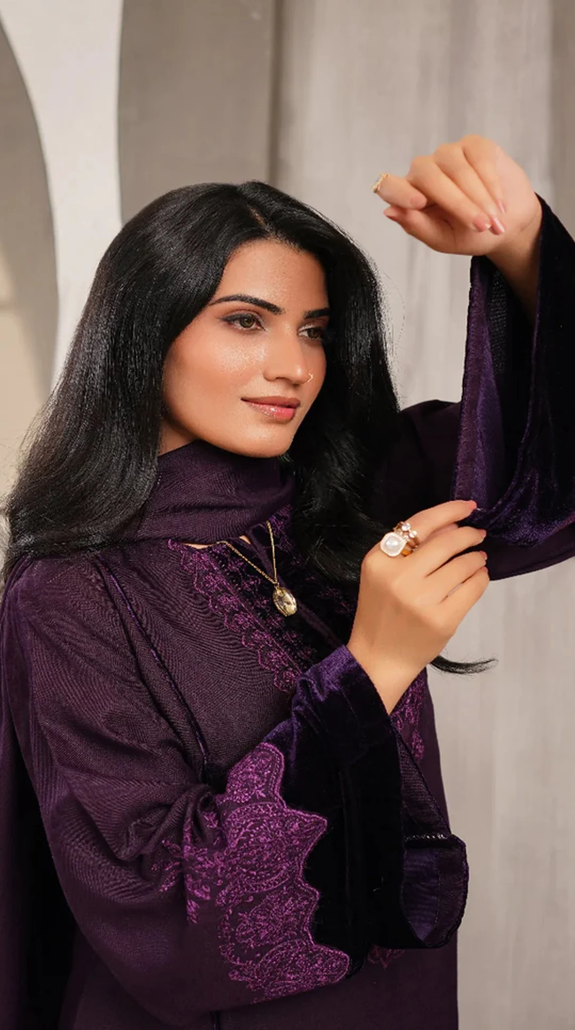 Stunning Purple Dhanak Suit Set - Image 4