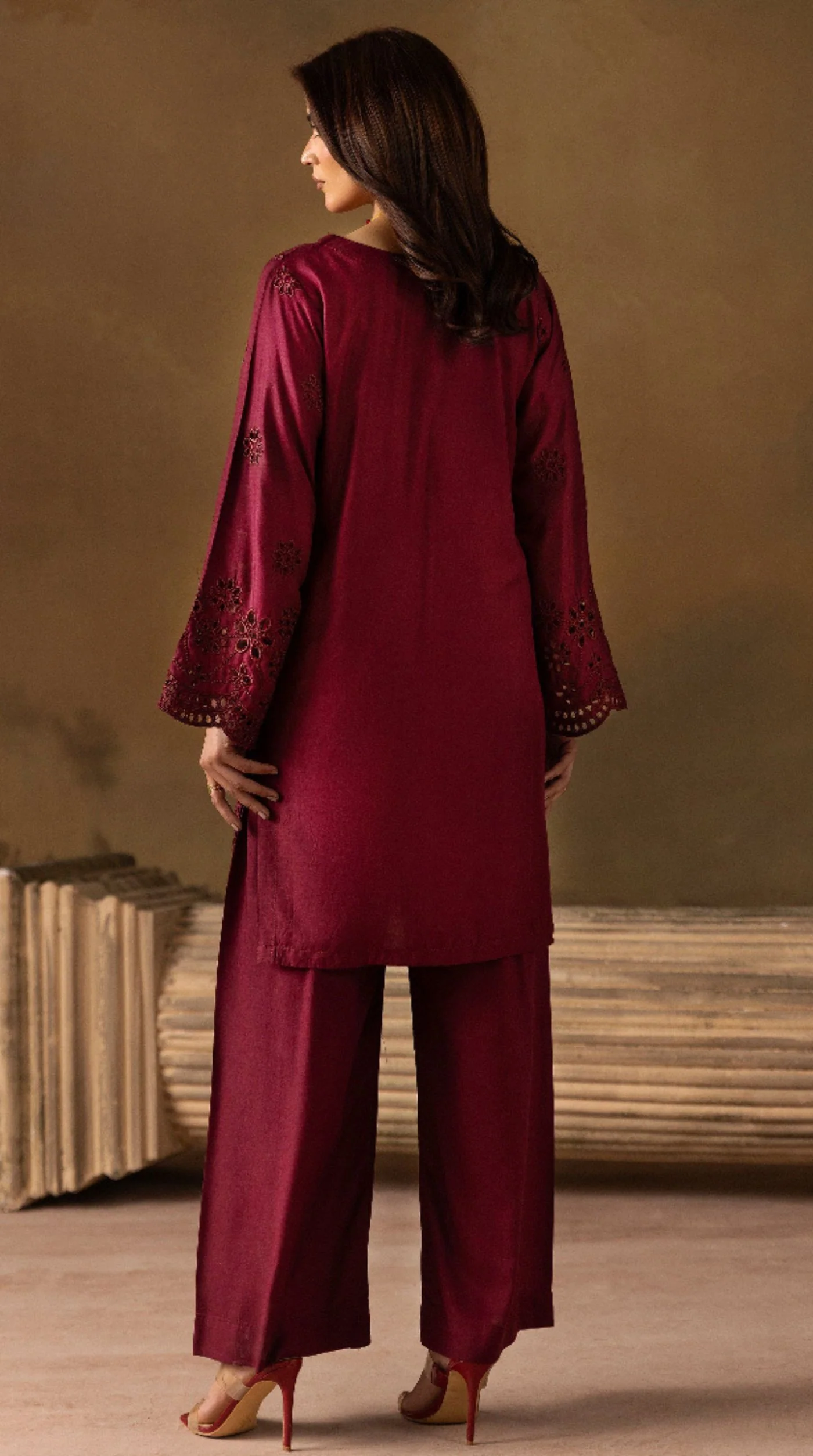 Stylish Burgundy Linen Chikankari Co-ord Set for Women - Image 4