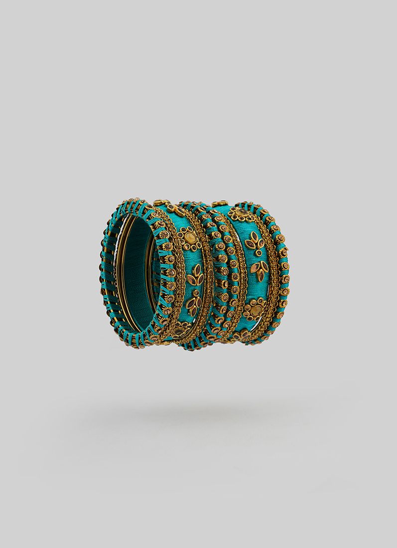 Stylish Peackock Blue Thread Bangle Set with Diamante - Image 4