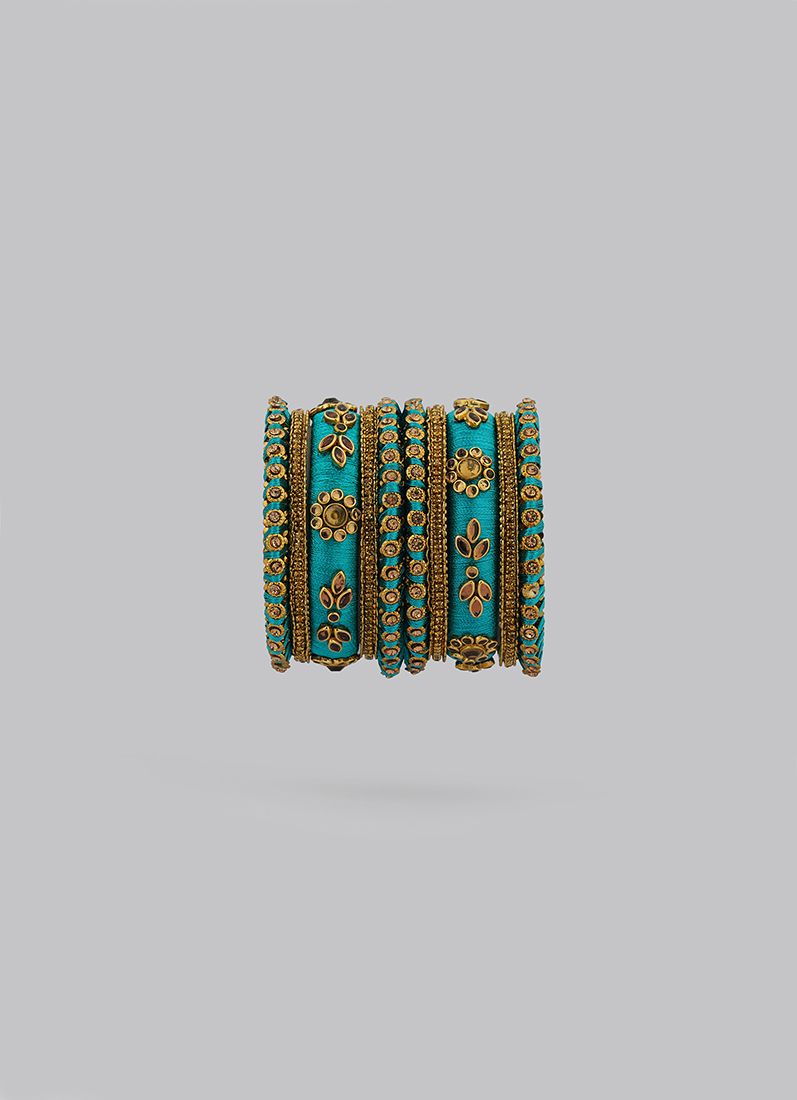 Stylish Peackock Blue Thread Bangle Set with Diamante - Image 5