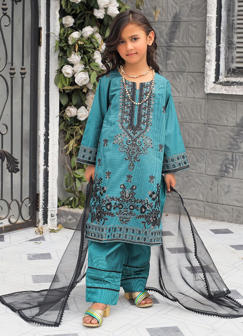 Teal Blue All Over Embroidered Suit Set - Image 4