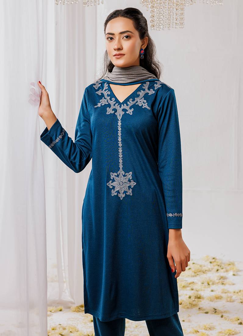 Teal Woollen Knitwear Suits with Dupatta - Image 4