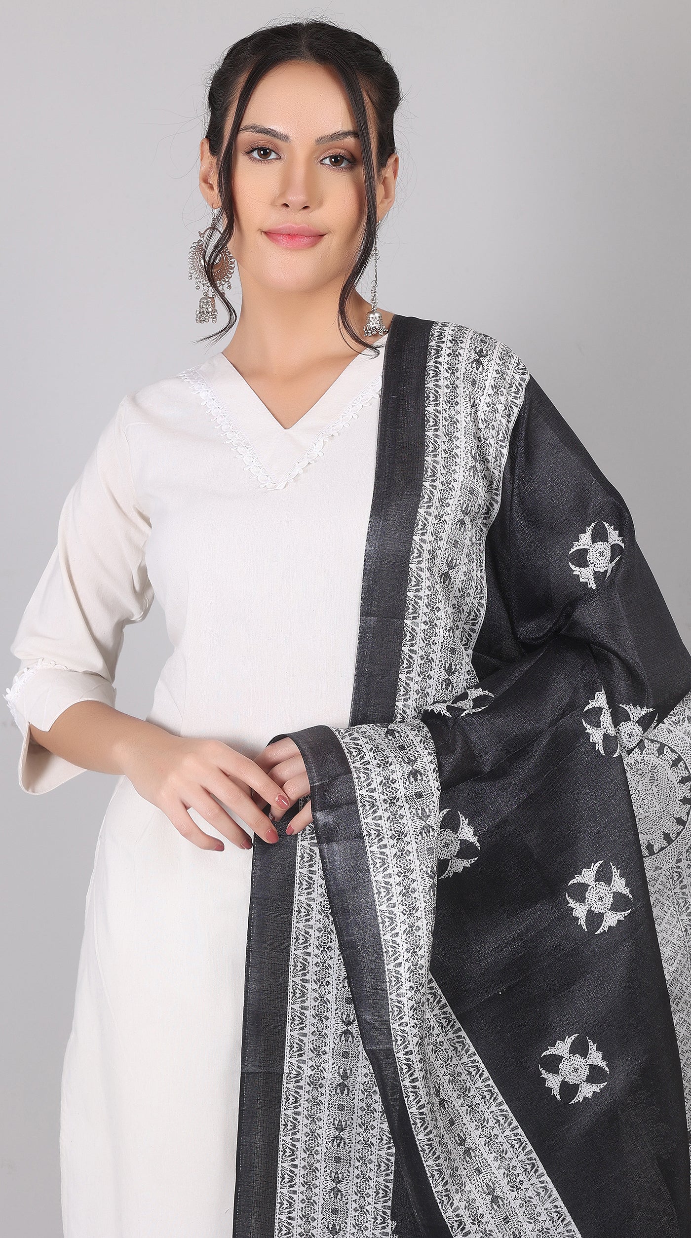 White Cotton Kurta Palazzo Set with Black Chanderi Dupatta - Image 5