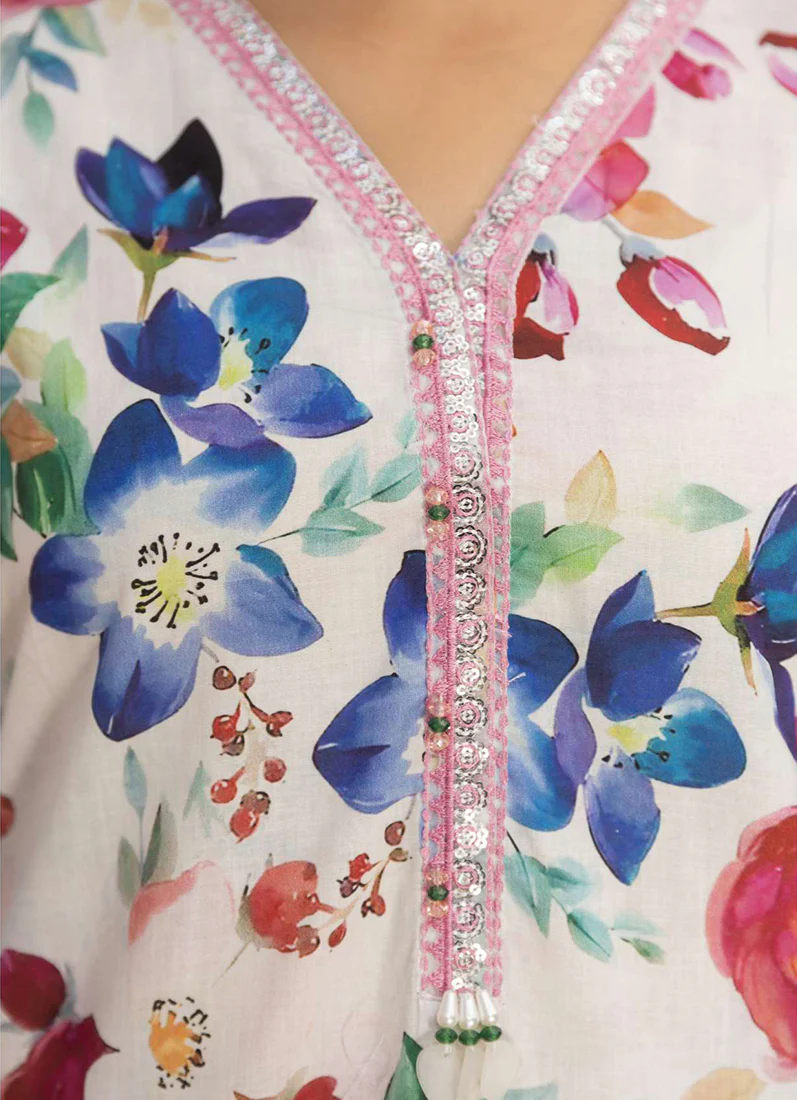 White Digital Printed Lawn Suit Set - Image 4
