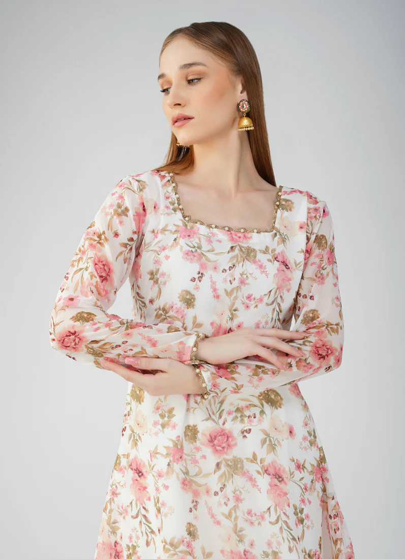 White Georgette printed  Suit Set - Image 3