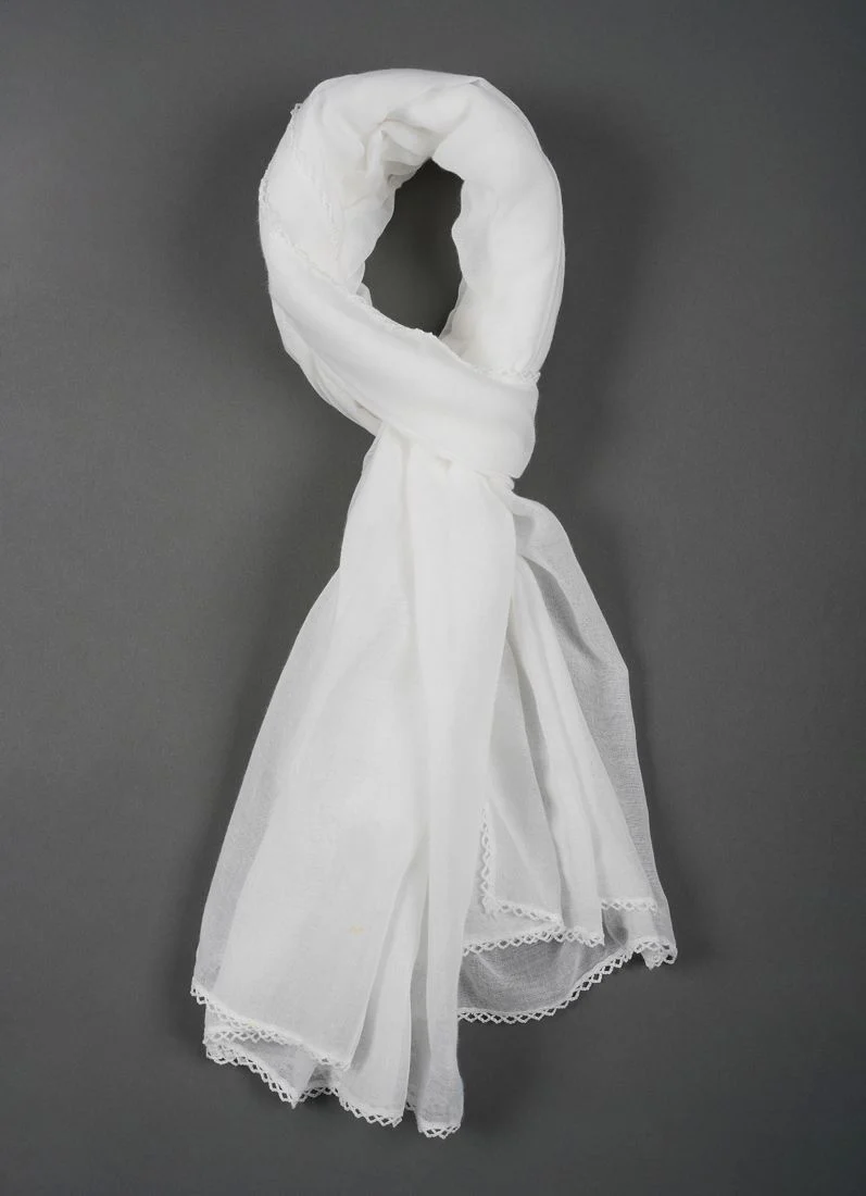 White Lace scarf - Image 2