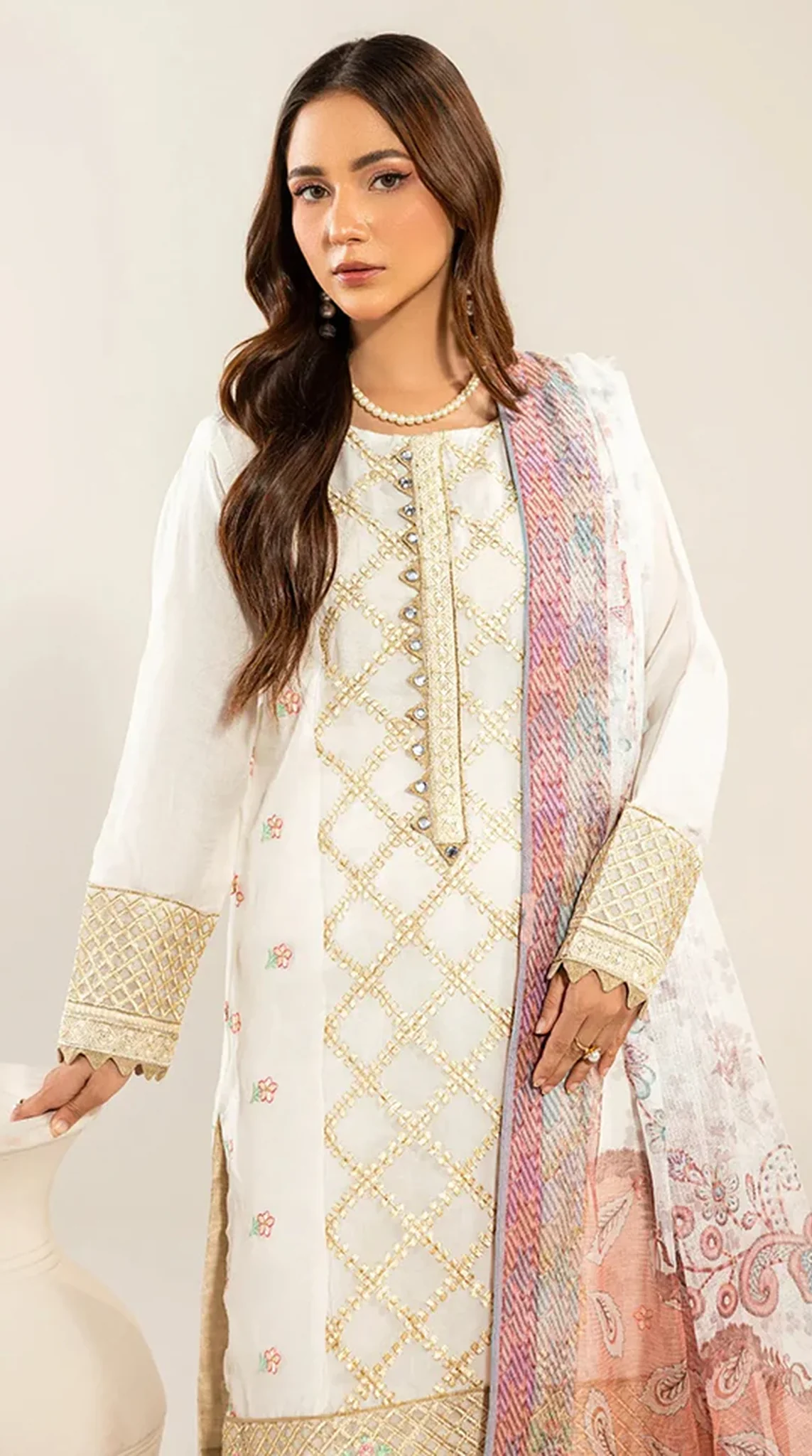 White Organza Embroidered Suit Set - Image 7