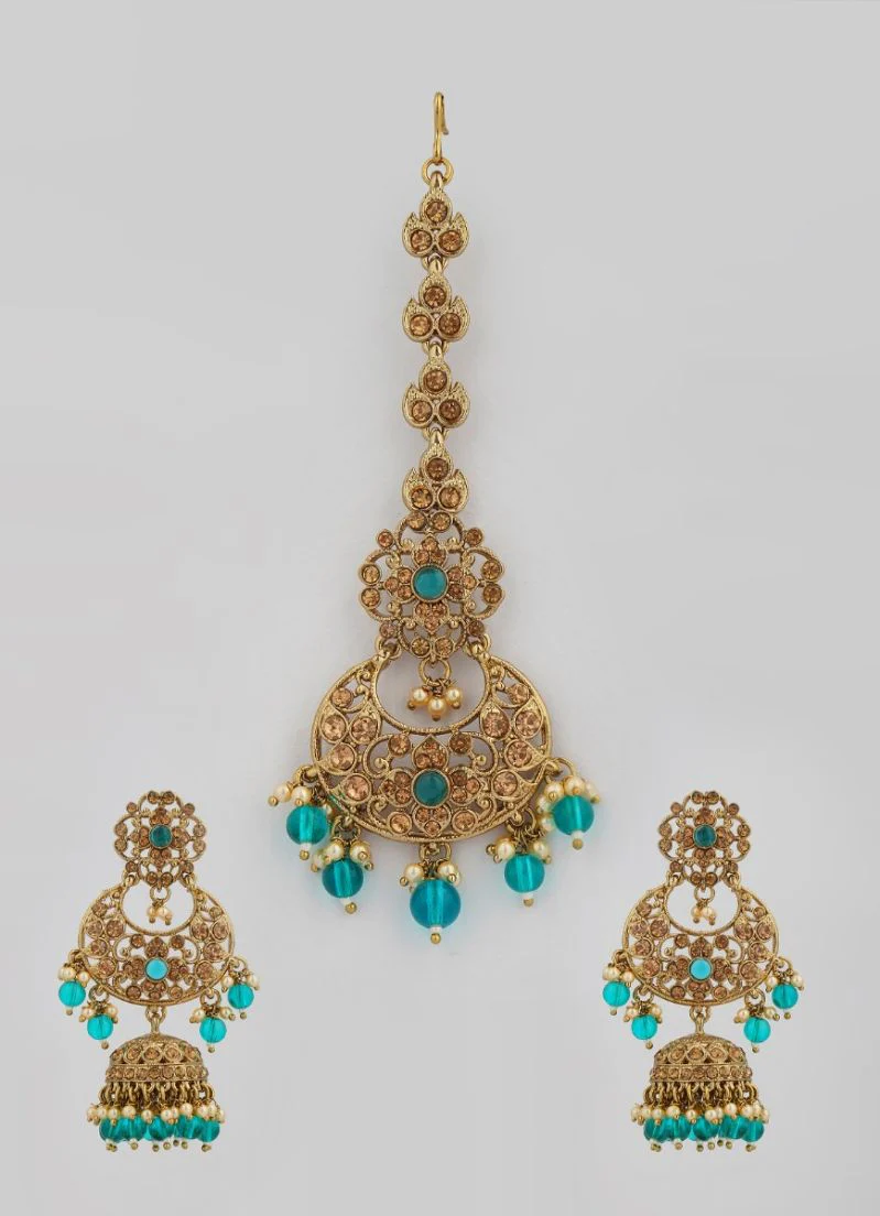 Women’s Traditional Jhumki Earrings & Tikka Set - Image 2