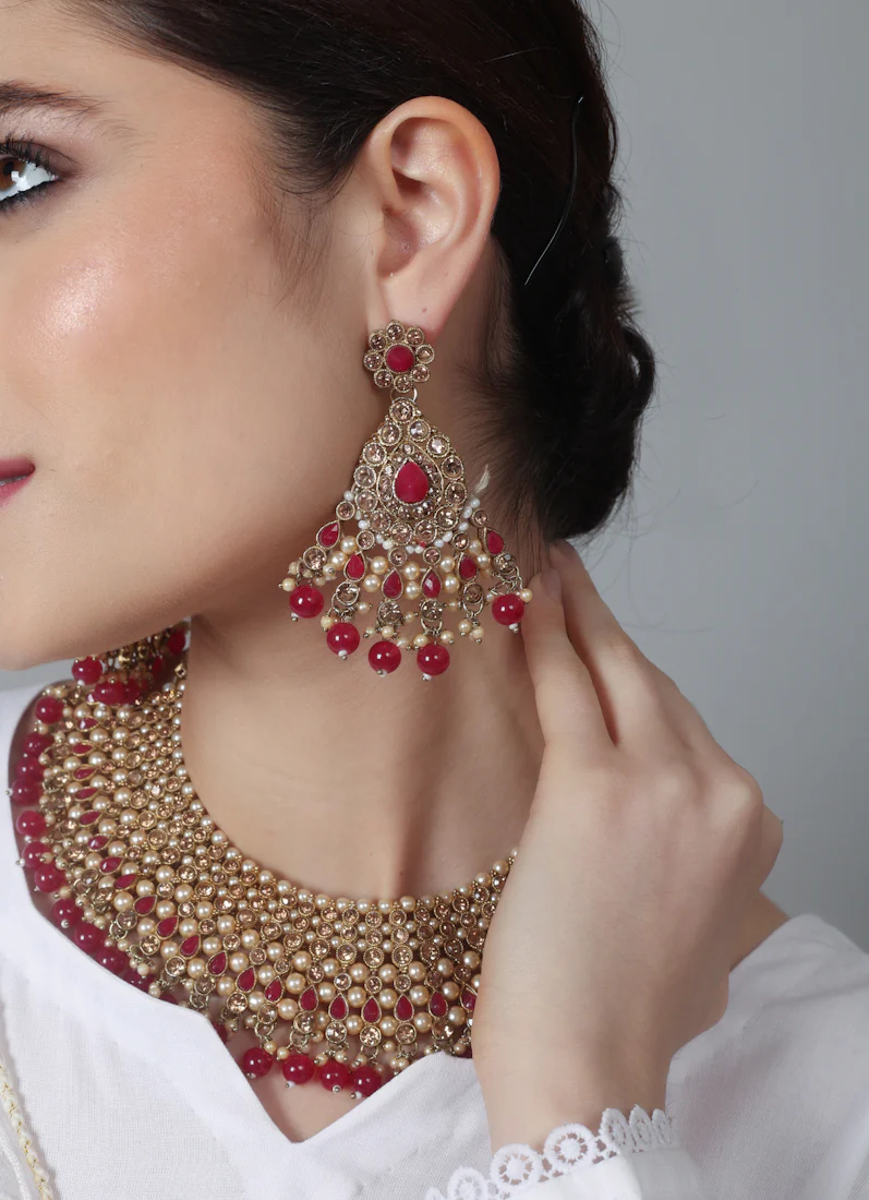 Women’s Antique Gold Maroon Pearl & Beaded Stone Necklace Set - Image 7