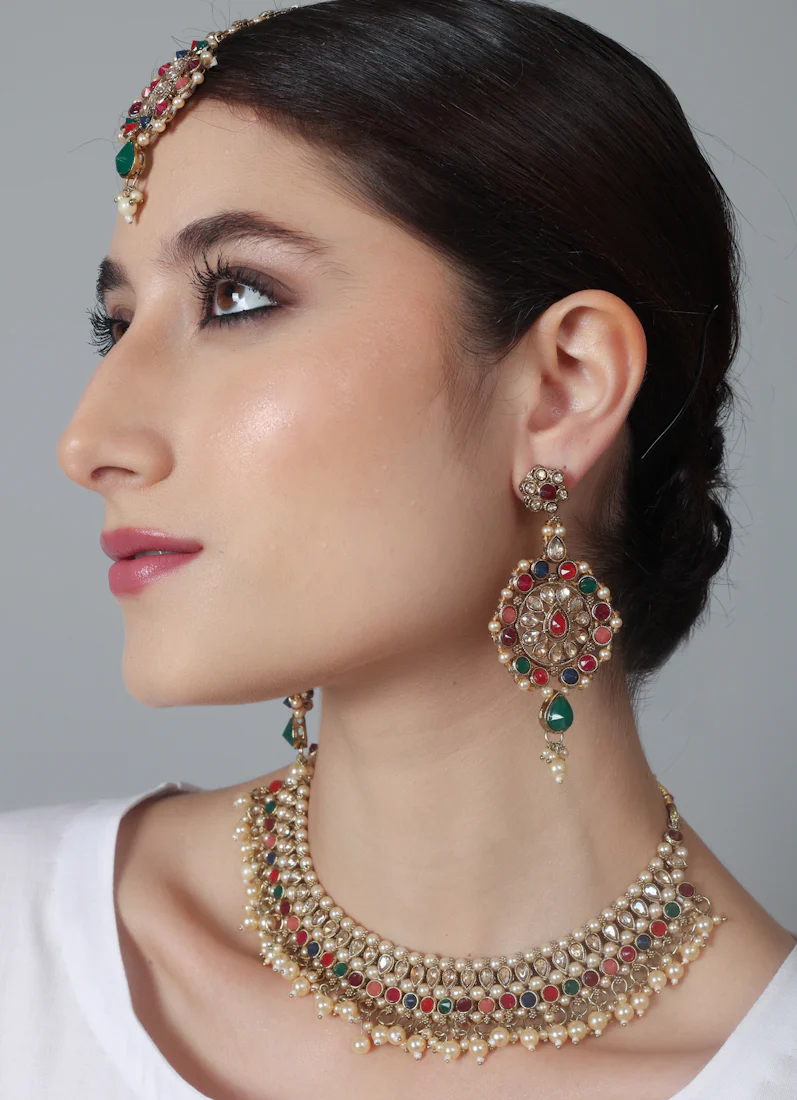 Women’s Antique Gold Multi-color Beaded Pearl Necklace Set - Image 4