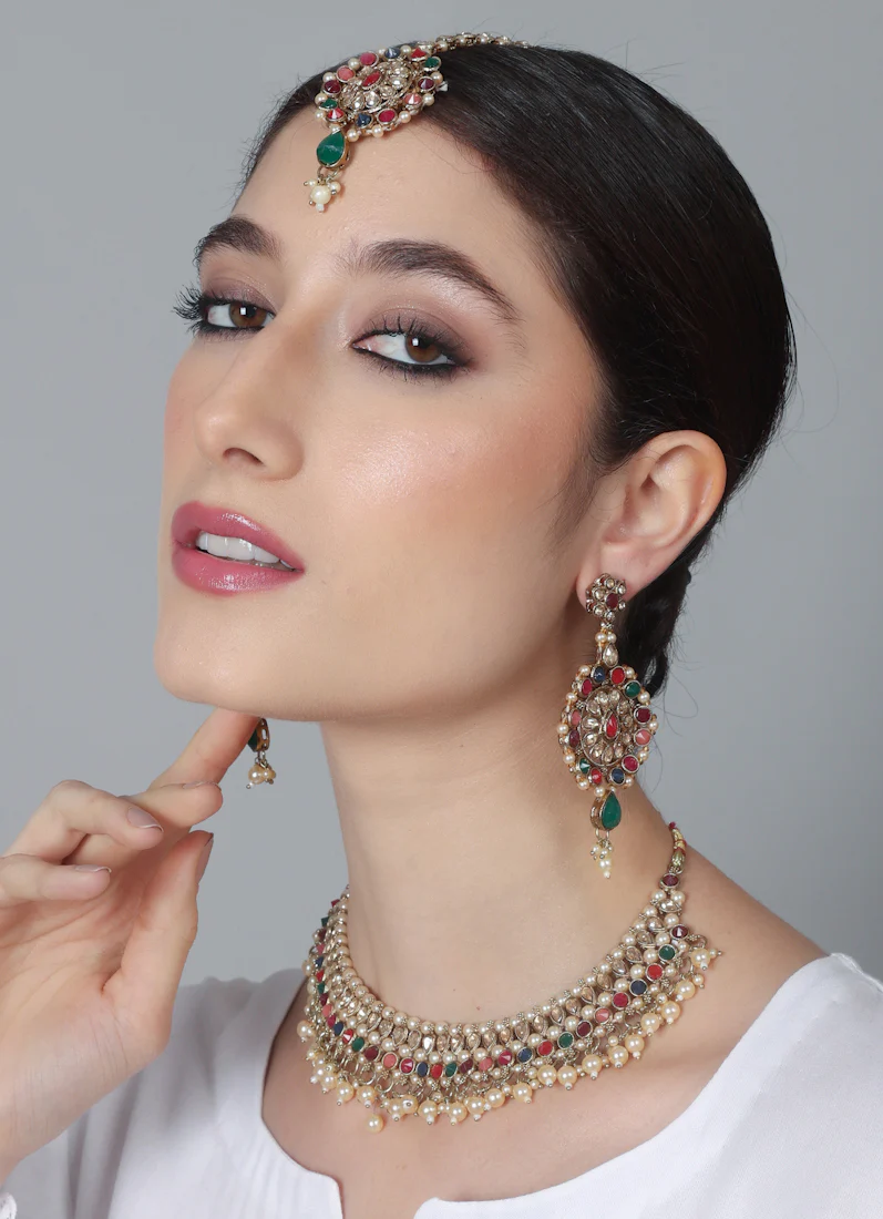 Women’s Antique Gold Multi-color Beaded Pearl Necklace Set - Image 6