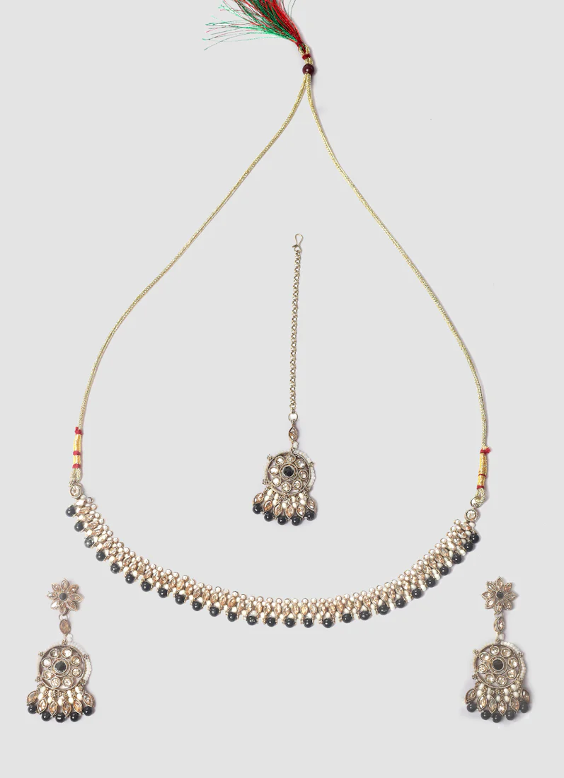 Women’s Antique Gold Necklace Set with Black Beads - Image 2