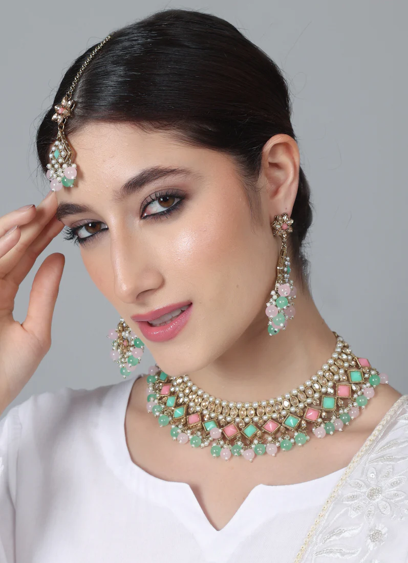 Women’s Antique Gold Pink & Sea Green Beaded Stone Necklace Set - Image 3