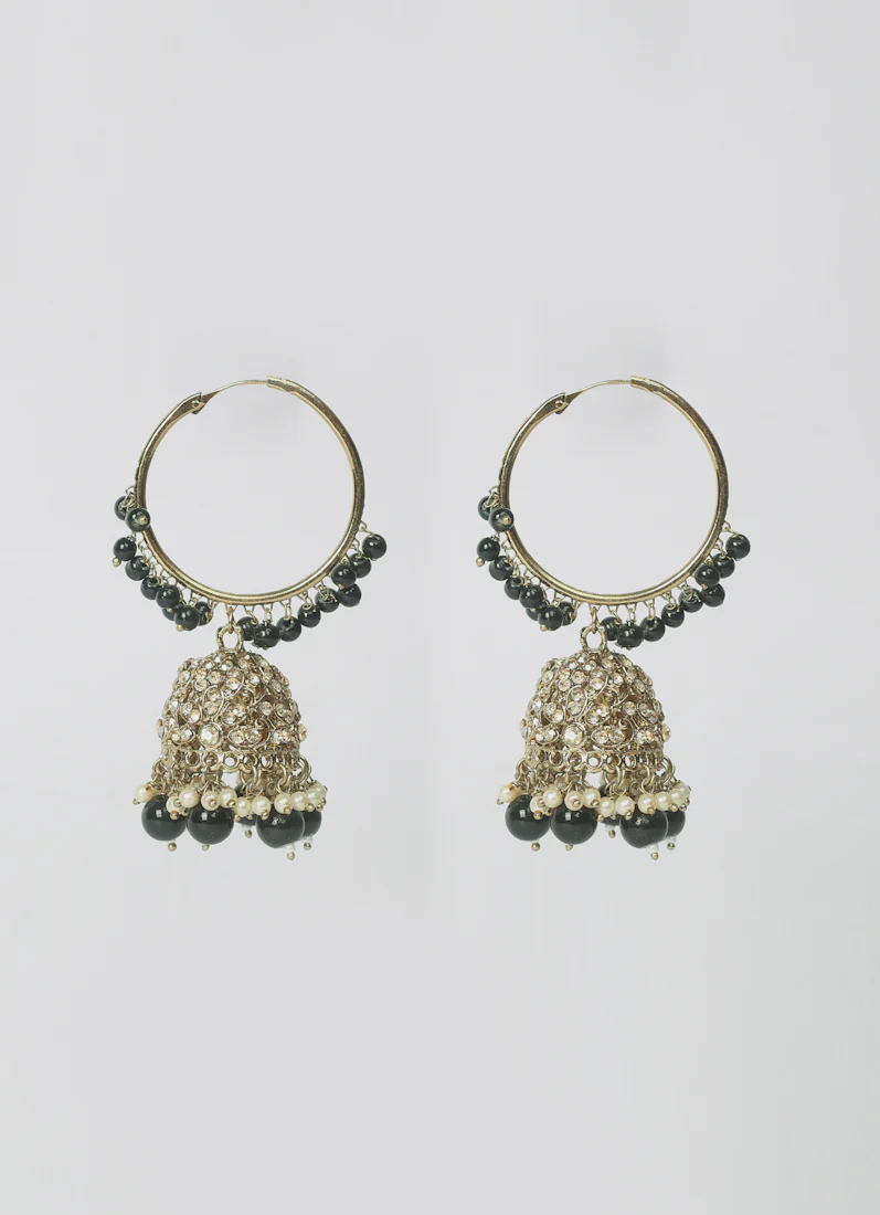Women's Black Beaded Earrings & Tikka Set - Image 3