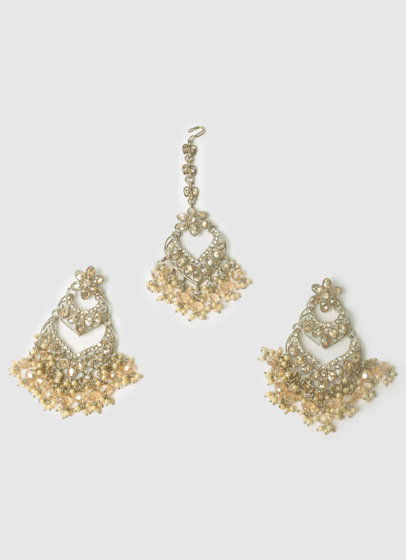 Womens Gold Latkan Style Earrings & Tikka Set - Image 7
