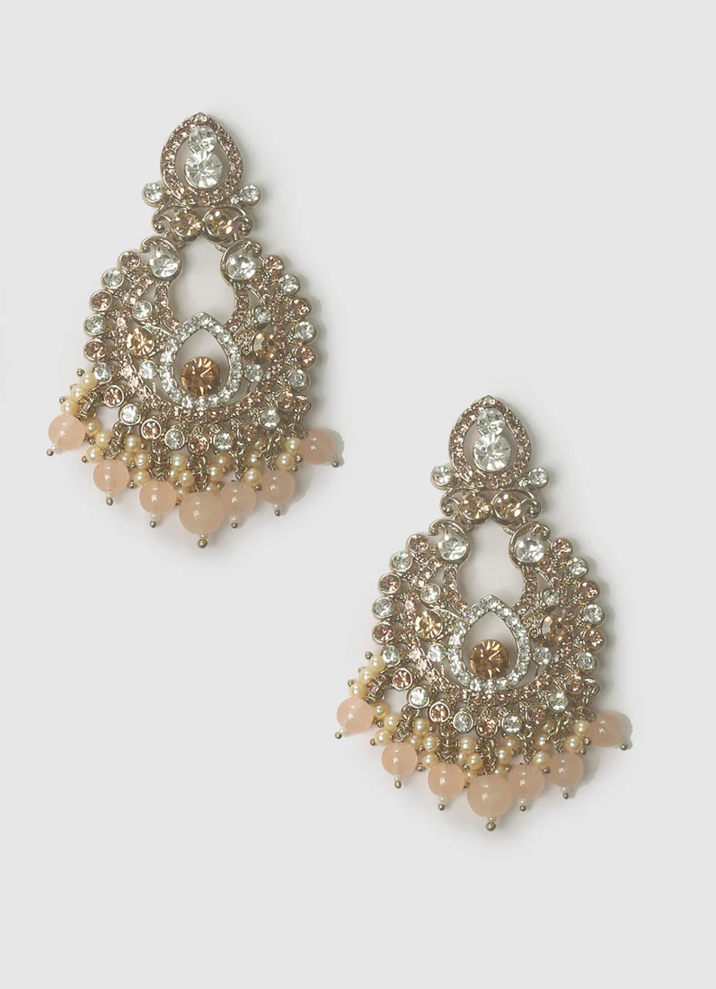 Women’s Peach Pearl Earrings & Tikka Set - Image 4
