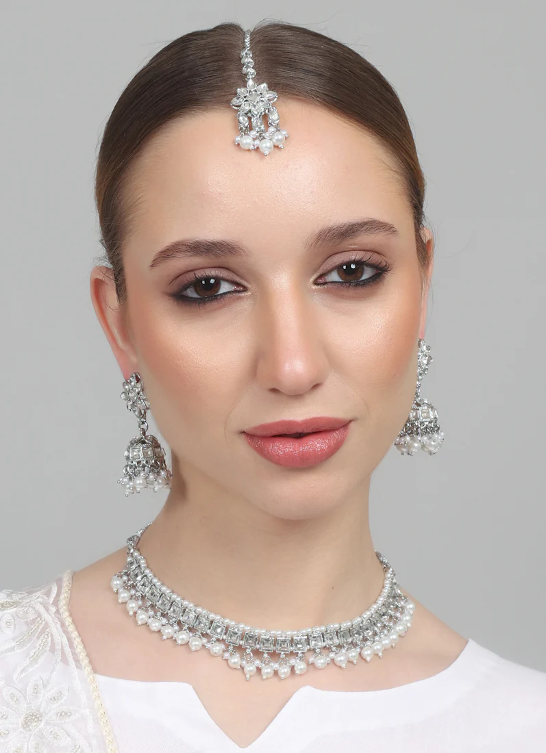 Womens Silver Pearl Drop Jewellery Set - Image 3