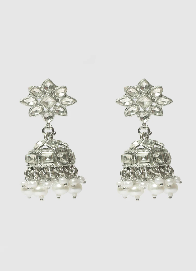 Womens Silver Pearl Drop Jewellery Set - Image 9