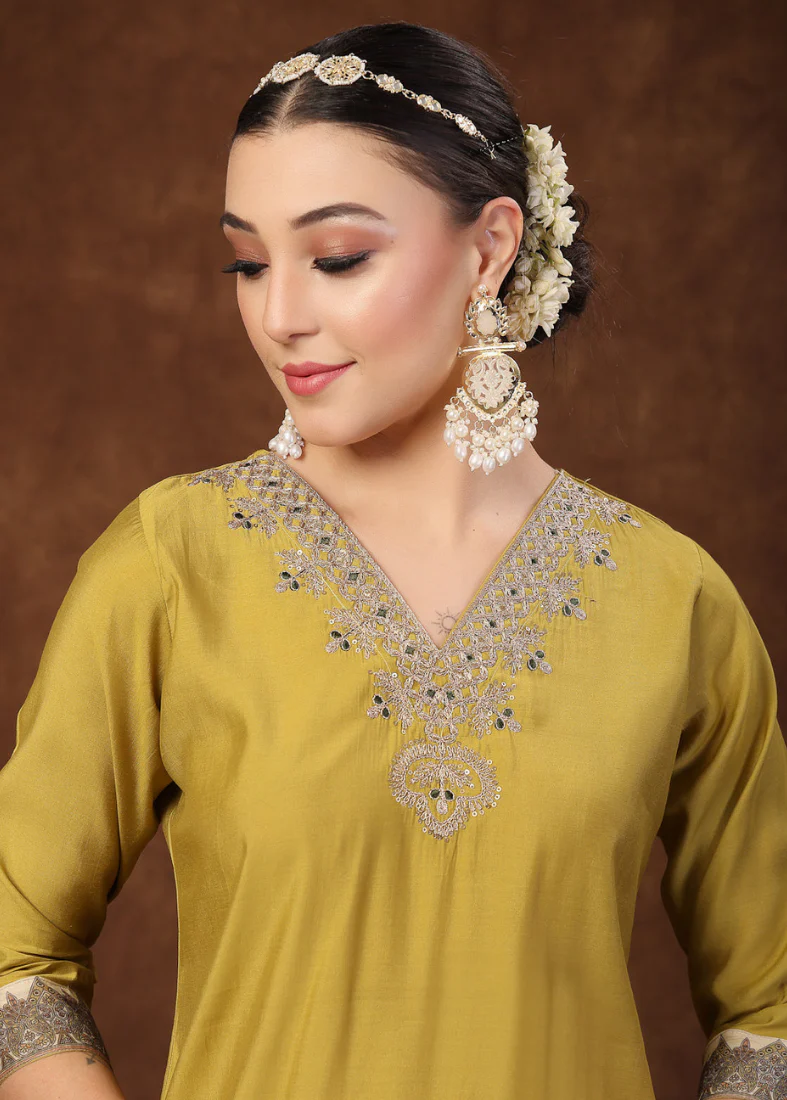 Mehendi Green Moss Crepe Straight Suit Set - Image 2